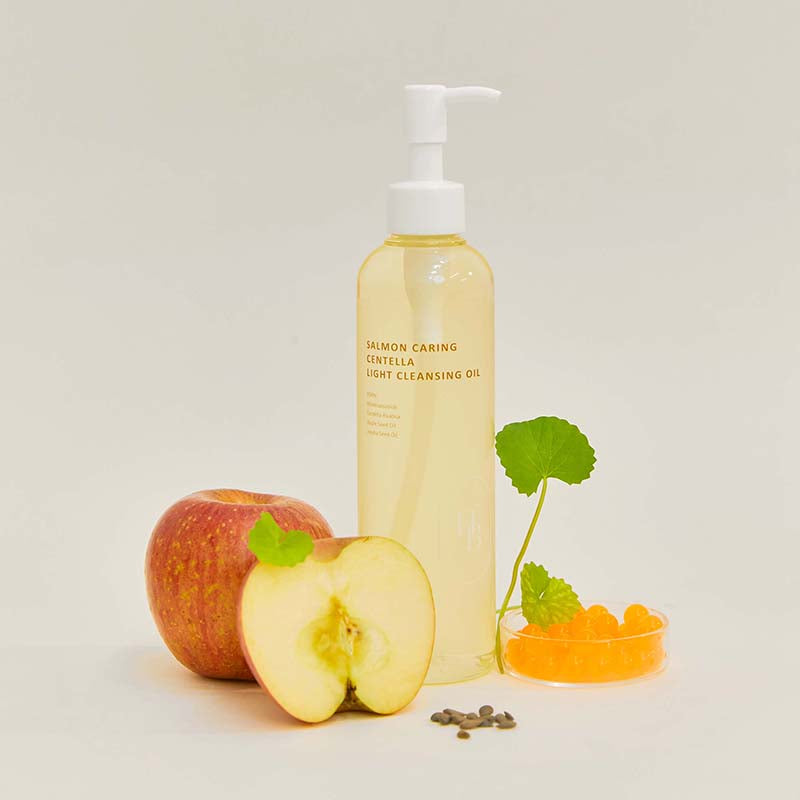 Salmon Caring Centella Light Cleansing Oil